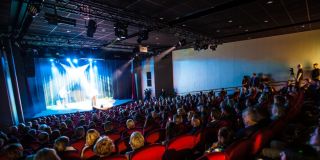 steder  se teater oslo Edderkoppen Scene