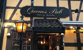 omgivende barer oslo Queens pub